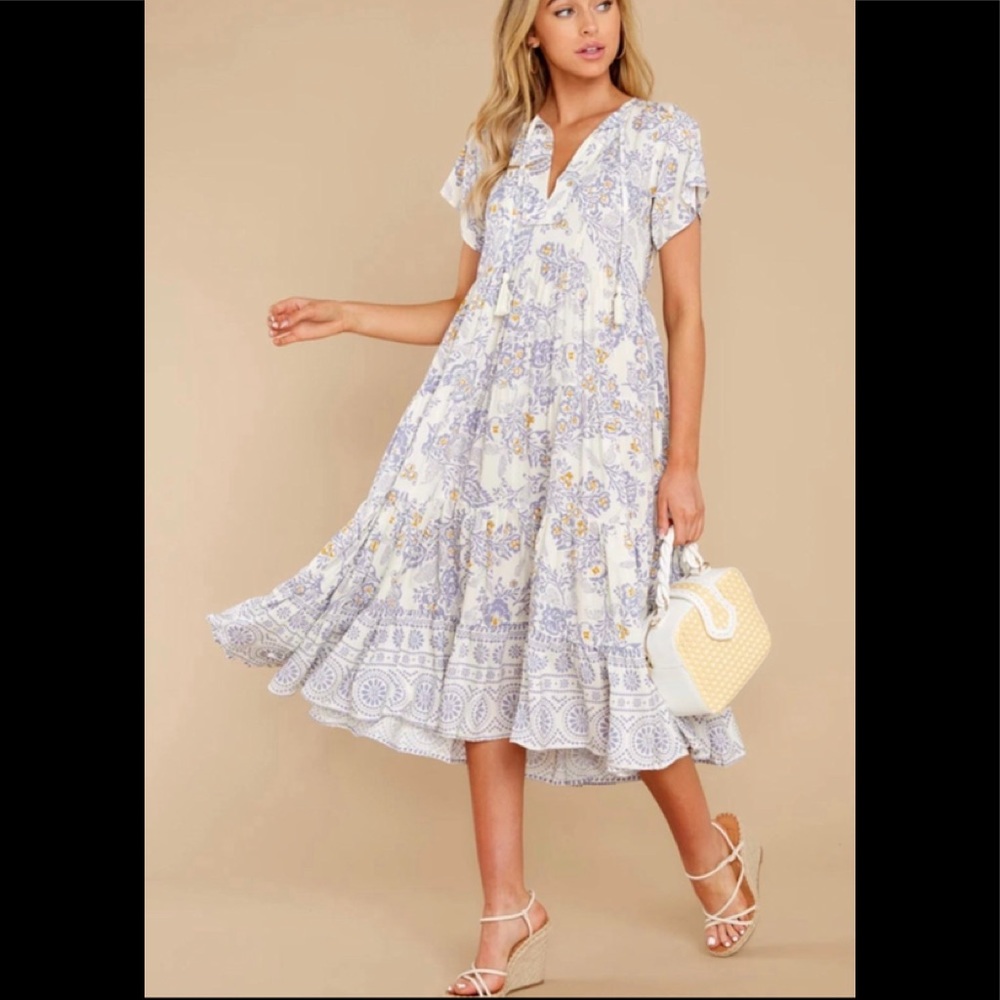 NWOT Olivaceous midi tiered floral dress